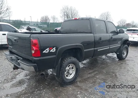 2006 Chevrolet Silverado 2500Hd Lt2 from USA, damaged, VIN 1GCHK23U96F135779